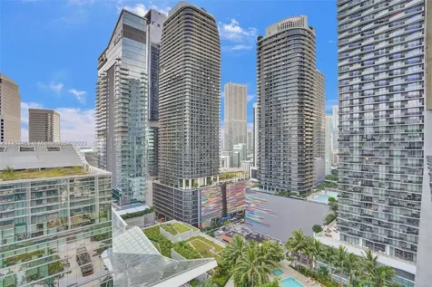 88 SW 7th Street Miami FL 33130