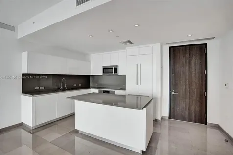 88 SW 7th Street Miami FL 33130