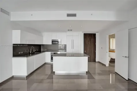 88 SW 7th Street Miami FL 33130