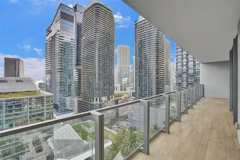 88 SW 7th Street Miami FL 33130