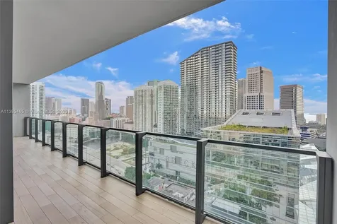 88 SW 7th Street Miami FL 33130