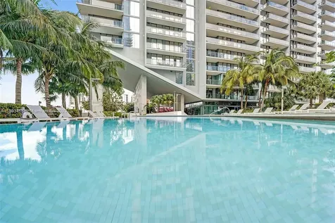 88 SW 7th Street Miami FL 33130