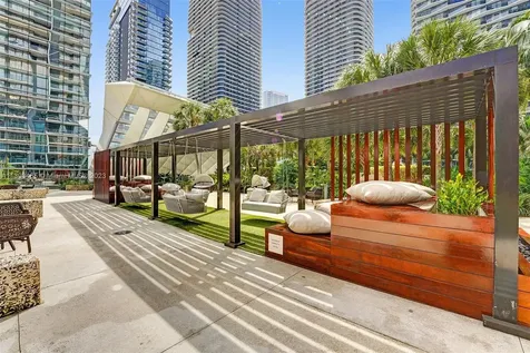 88 SW 7th Street Miami FL 33130