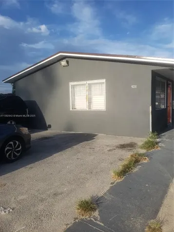 2865 NW 22nd Avenue Miami FL 33142