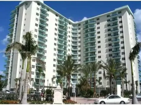 3901 S S Ocean Drive Hollywood FL 33019