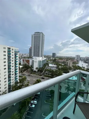 3901 S S Ocean Drive Hollywood FL 33019