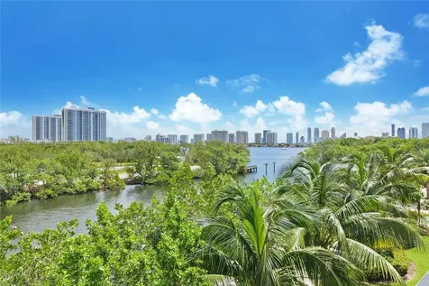 16385 Biscayne Boulevard North Miami Beach FL 33160