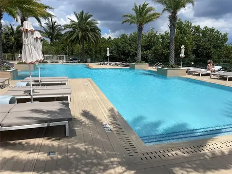 16385 Biscayne Boulevard North Miami Beach FL 33160