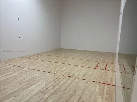 16385 Biscayne Boulevard North Miami Beach FL 33160