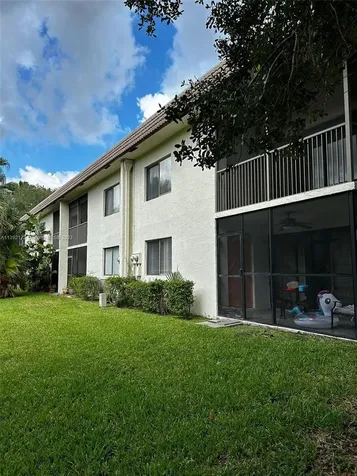 405 Lakeview Drive Weston FL 33326