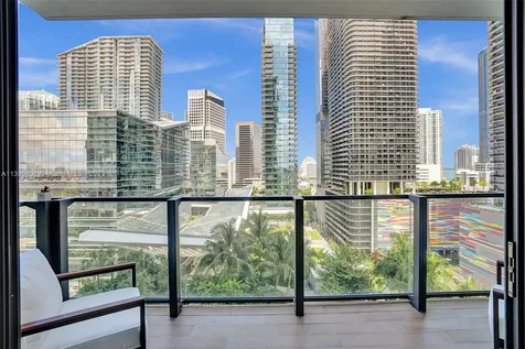 88 SW 7th Street Miami FL 33130