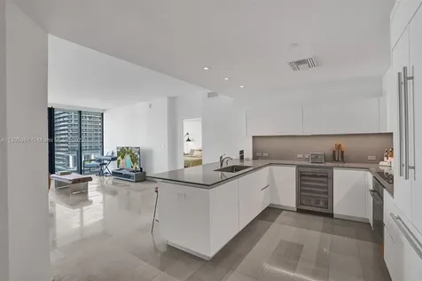 88 SW 7th Street Miami FL 33130