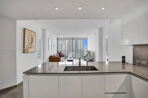 88 SW 7th Street Miami FL 33130