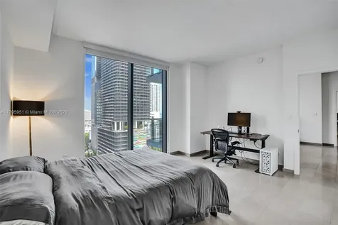 88 SW 7th Street Miami FL 33130
