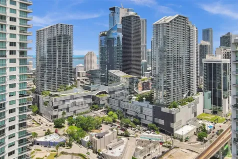 88 SW 7th Street Miami FL 33130