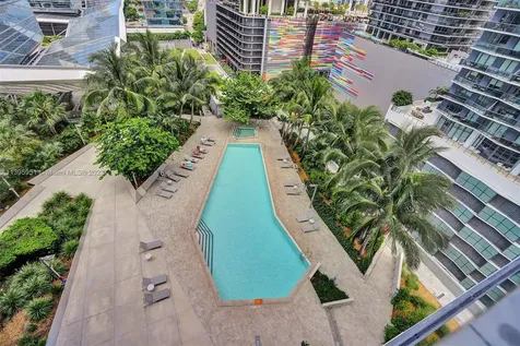 88 SW 7th Street Miami FL 33130