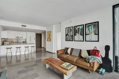 88 SW 7th Street Miami FL 33130