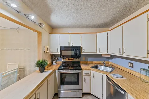 307 Pine Ridge Circle Green Acres FL 33463