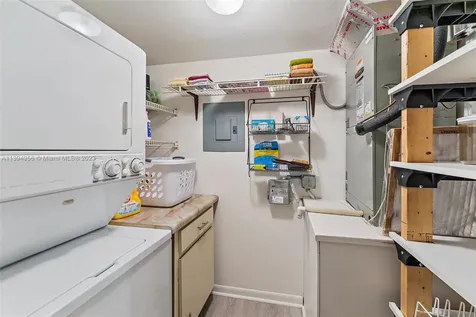 307 Pine Ridge Circle Green Acres FL 33463