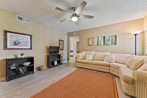 307 Pine Ridge Circle Green Acres FL 33463
