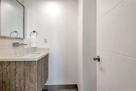 4001 S Ocean Drive Hollywood FL 33019