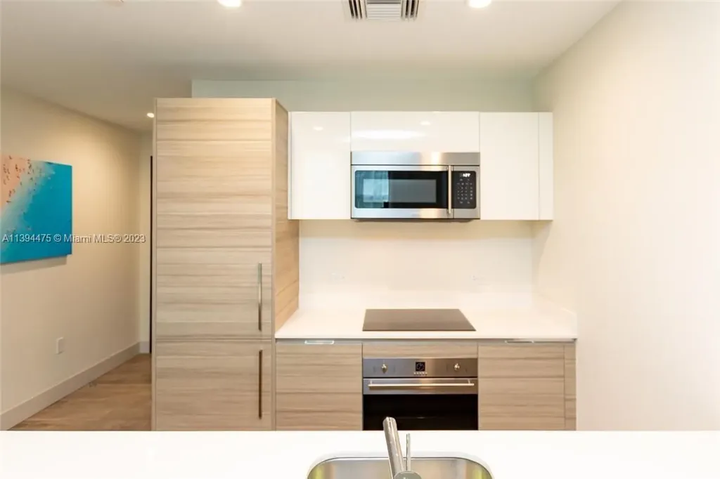 777 N Ocean Drive Hollywood FL 33019