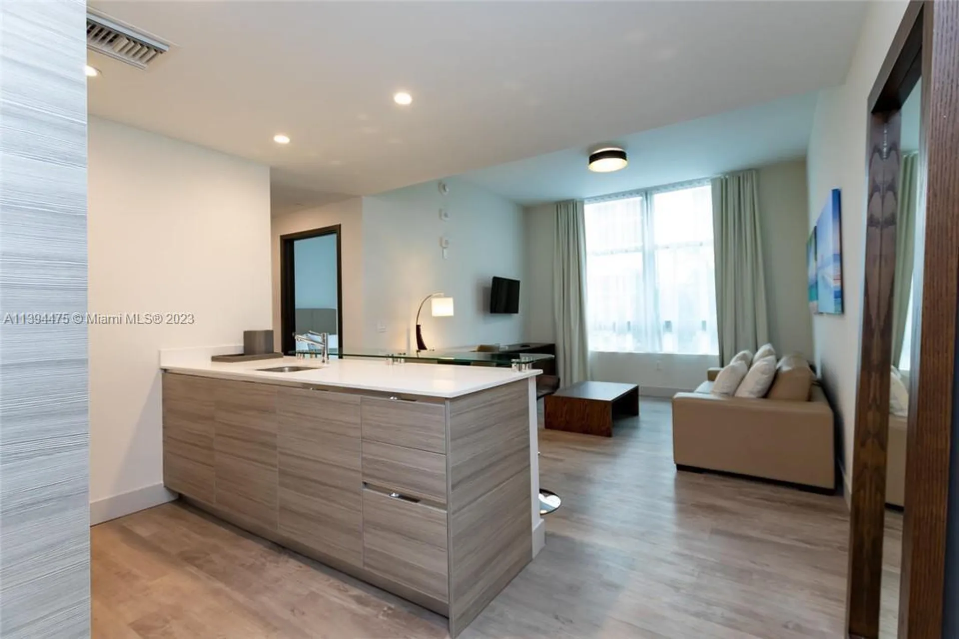 777 N Ocean Drive Hollywood FL 33019