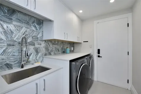 1089 Deerwood Lane Weston FL 33326