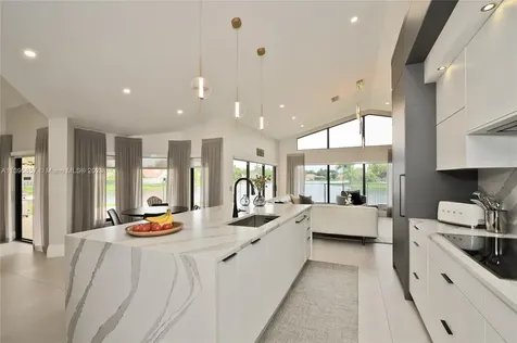 1089 Deerwood Lane Weston FL 33326