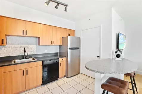 1330 West Avenue Miami Beach FL 33139