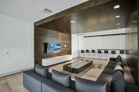 1330 West Avenue Miami Beach FL 33139