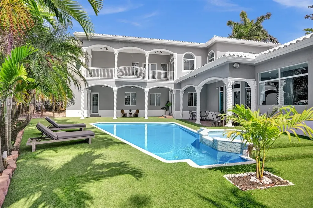 12141 Walsh Boulevard Miami FL 33184