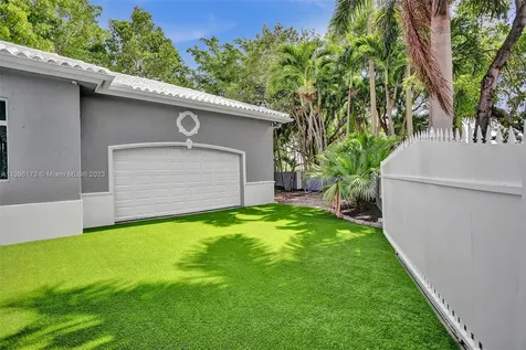 12141 Walsh Boulevard Miami FL 33184