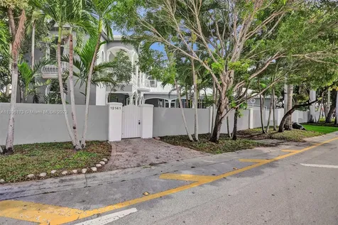 12141 Walsh Boulevard Miami FL 33184