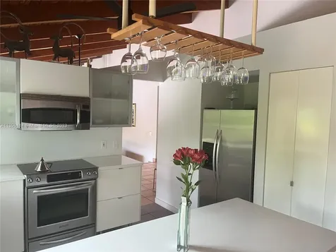 9451 E Calusa Club Drive Miami FL 33186