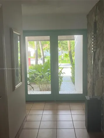 9451 E Calusa Club Drive Miami FL 33186