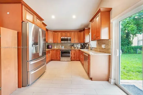 8410 NW 35th Street Coral Springs FL 33065
