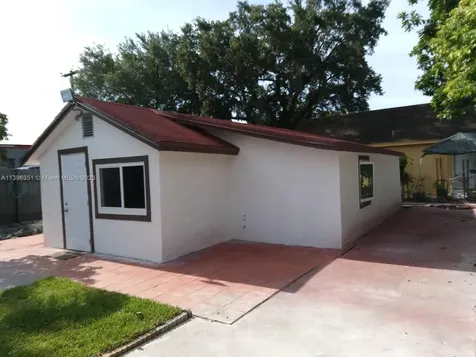 2720 NW 29th Street Miami FL 33142