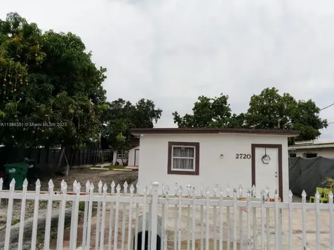 2720 NW 29th Street Miami FL 33142