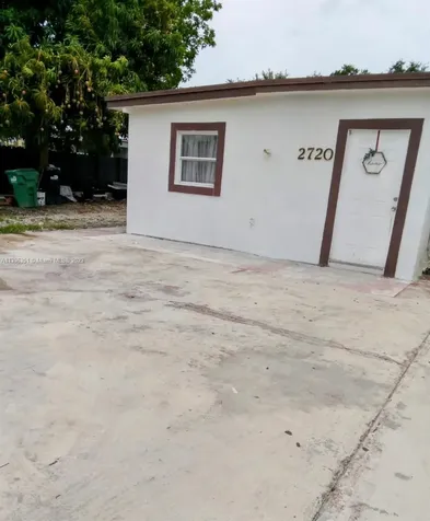 2720 NW 29th Street Miami FL 33142
