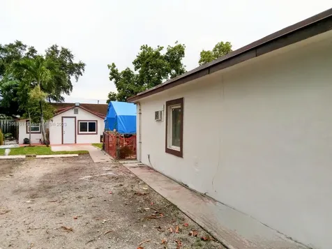 2720 NW 29th Street Miami FL 33142