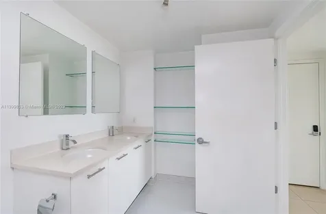 3250 NE 1st Avenue Miami FL 33137