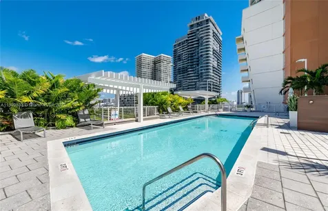3250 NE 1st Avenue Miami FL 33137