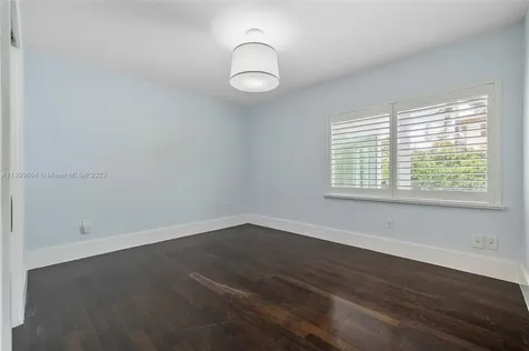 4841 Biltmore Drive Coral Gables FL 33146