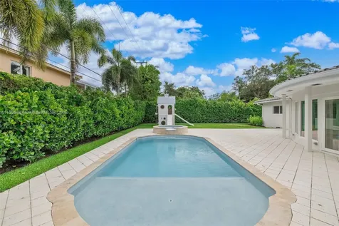 4841 Biltmore Drive Coral Gables FL 33146