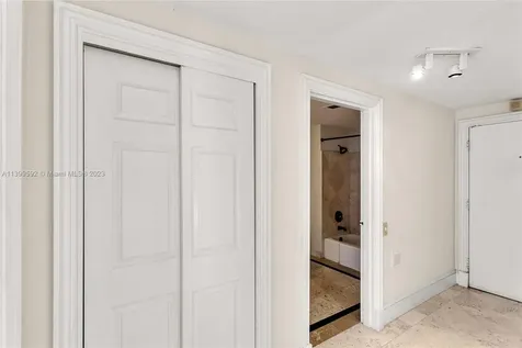 1250 West Avenue Miami Beach FL 33139