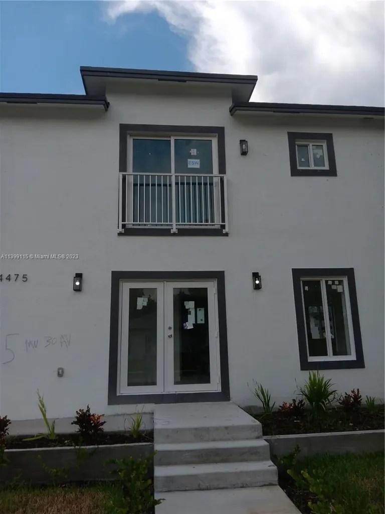 4475 NW 30th Avenue Miami FL 33142