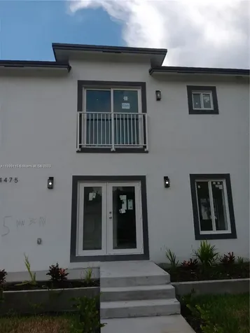4475 NW 30th Avenue Miami FL 33142