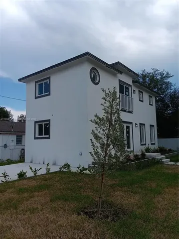 4475 NW 30th Avenue Miami FL 33142