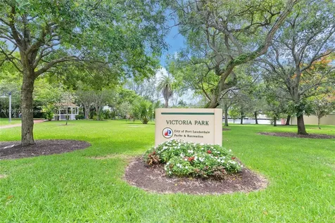 617 N Victoria Park Road Fort Lauderdale FL 33304